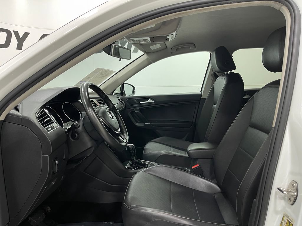 Used 2020 Volkswagen Tiguan SEL image 11