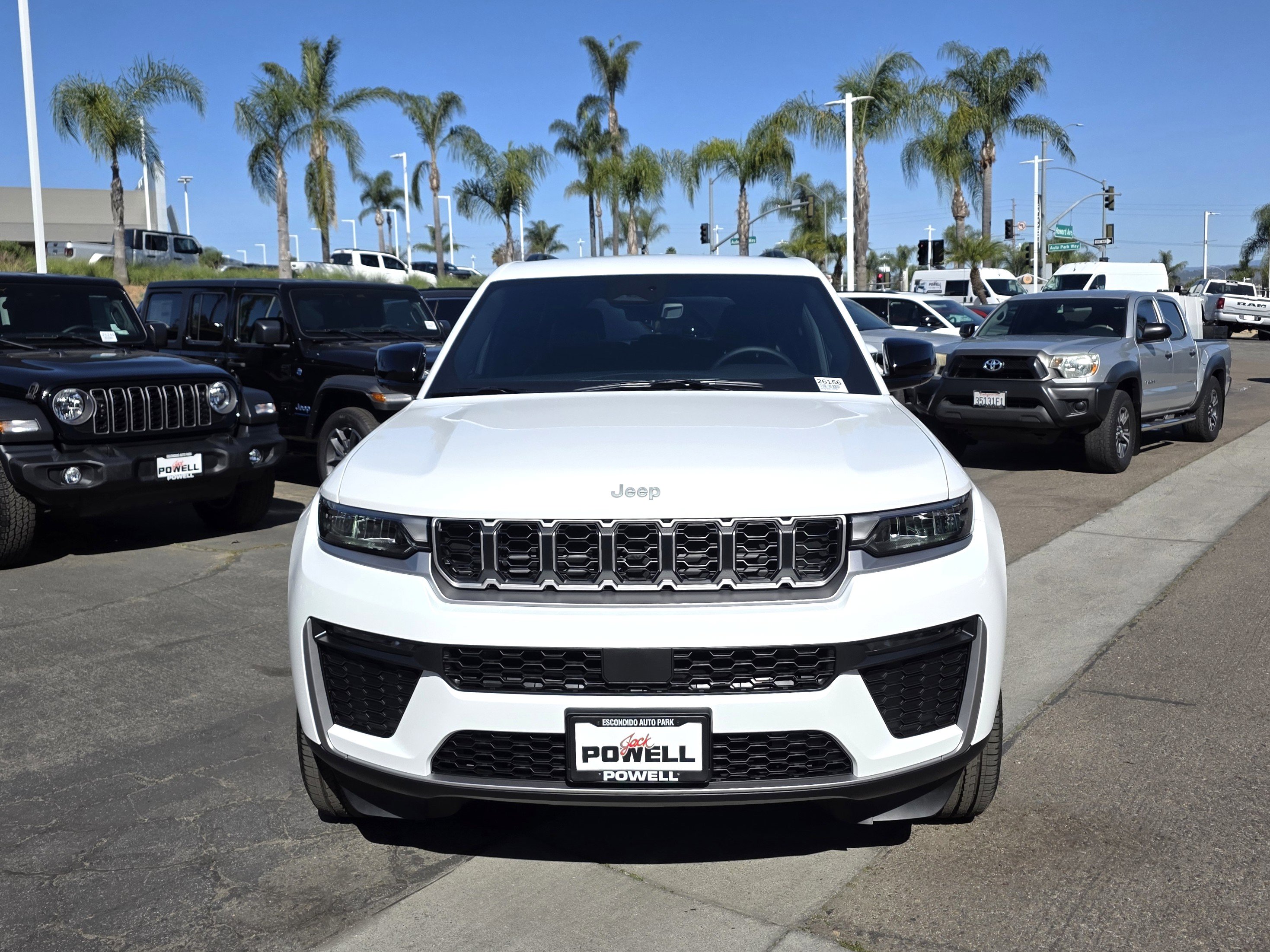 New 2026 Jeep Grand Cherokee Limited image 7