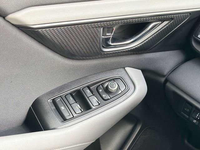 Used 2022 Subaru Outback Premium image 16