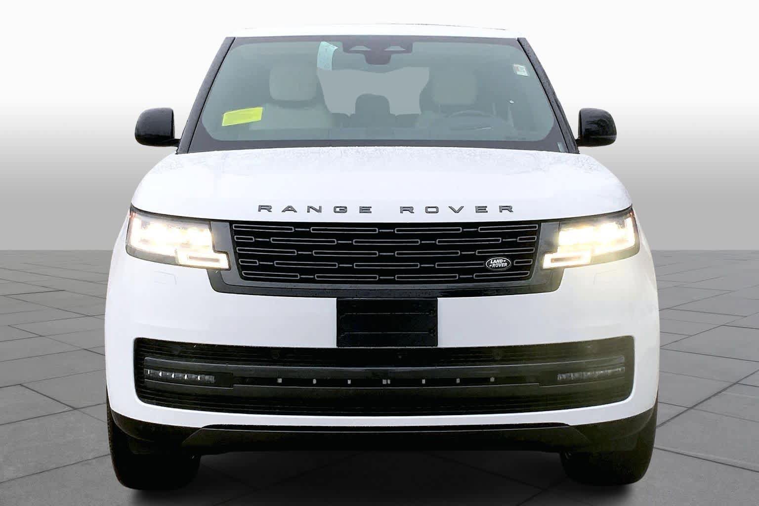 New 2026 Land Rover Range Rover SE AWD/4WD image 2