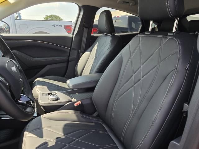 New 2023 Ford Mustang Mach-E Select w/ Comfort Package Lite image 14
