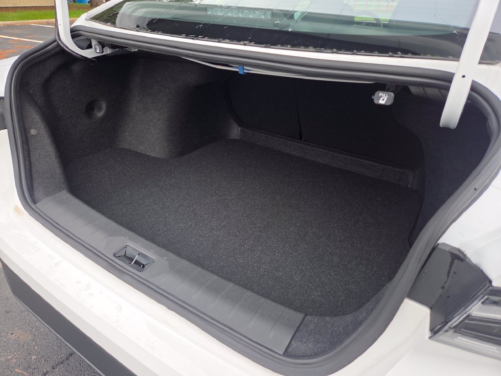 New 2027 Nissan Sentra SV w/ SV Convenience Package FWD image 23