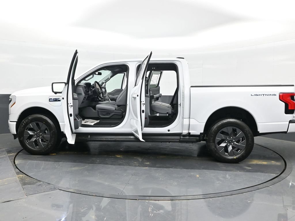New 2025 Ford F150 Lightning Flash image 41