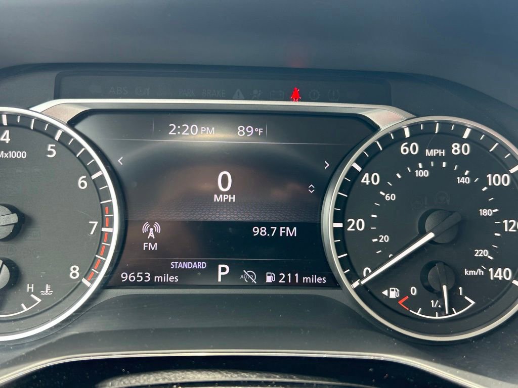 Certified 2025 Nissan Pathfinder SV FWD image 9