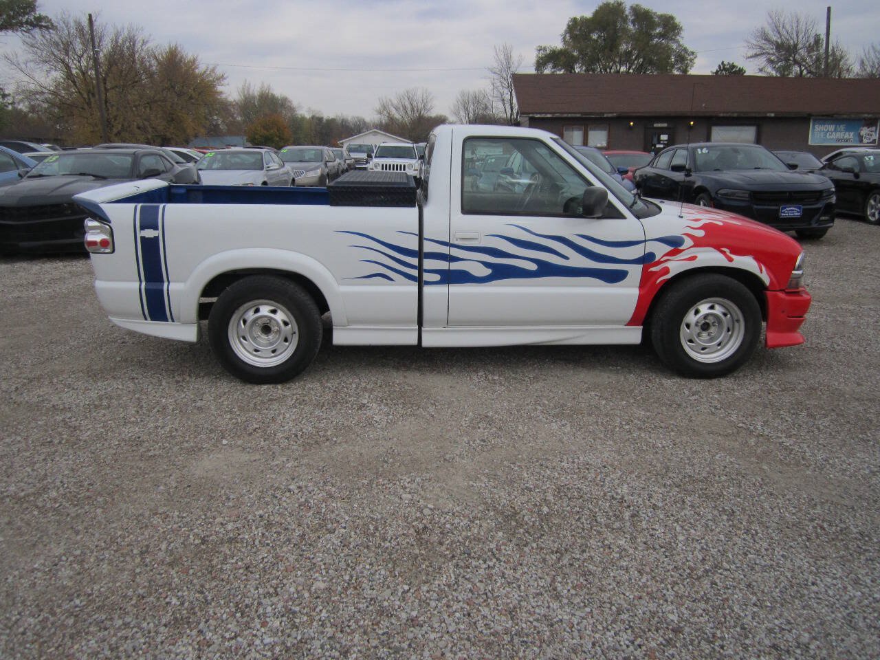 Used 2000 Chevrolet S10 Pickup Xtreme w/ Preferred Equipment Group RWD image 1