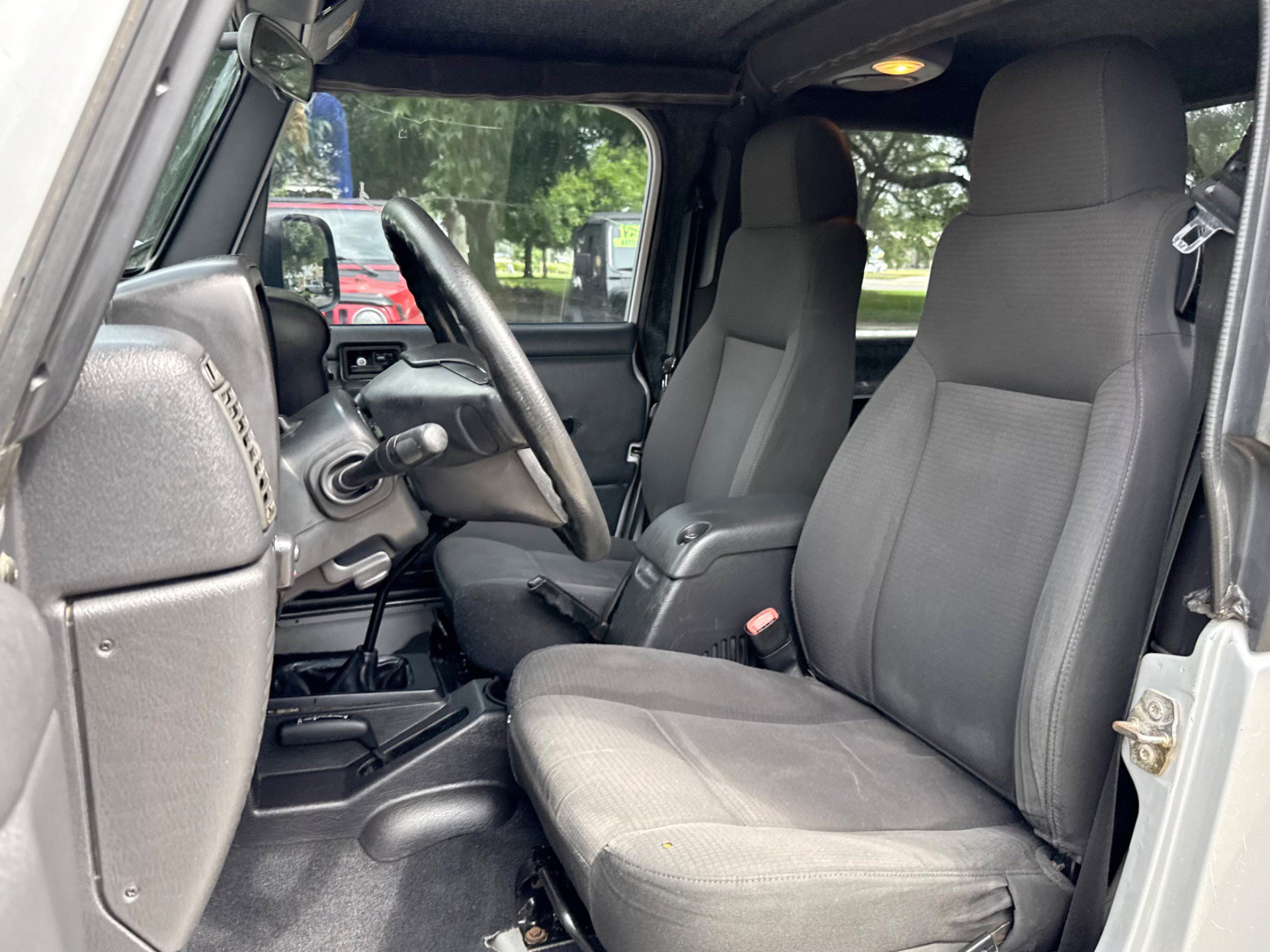 Used 2006 Jeep Wrangler X AWD/4WD image 22