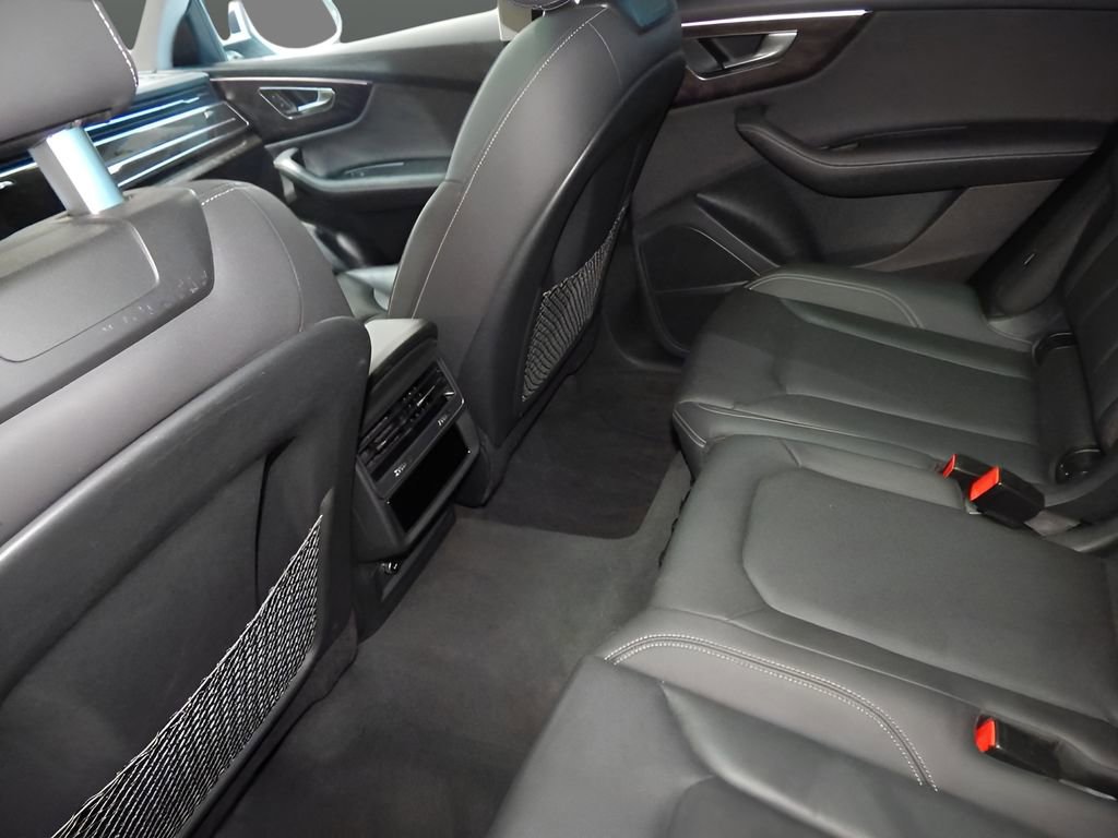 Used 2023 Audi Q8 Premium Plus image 36