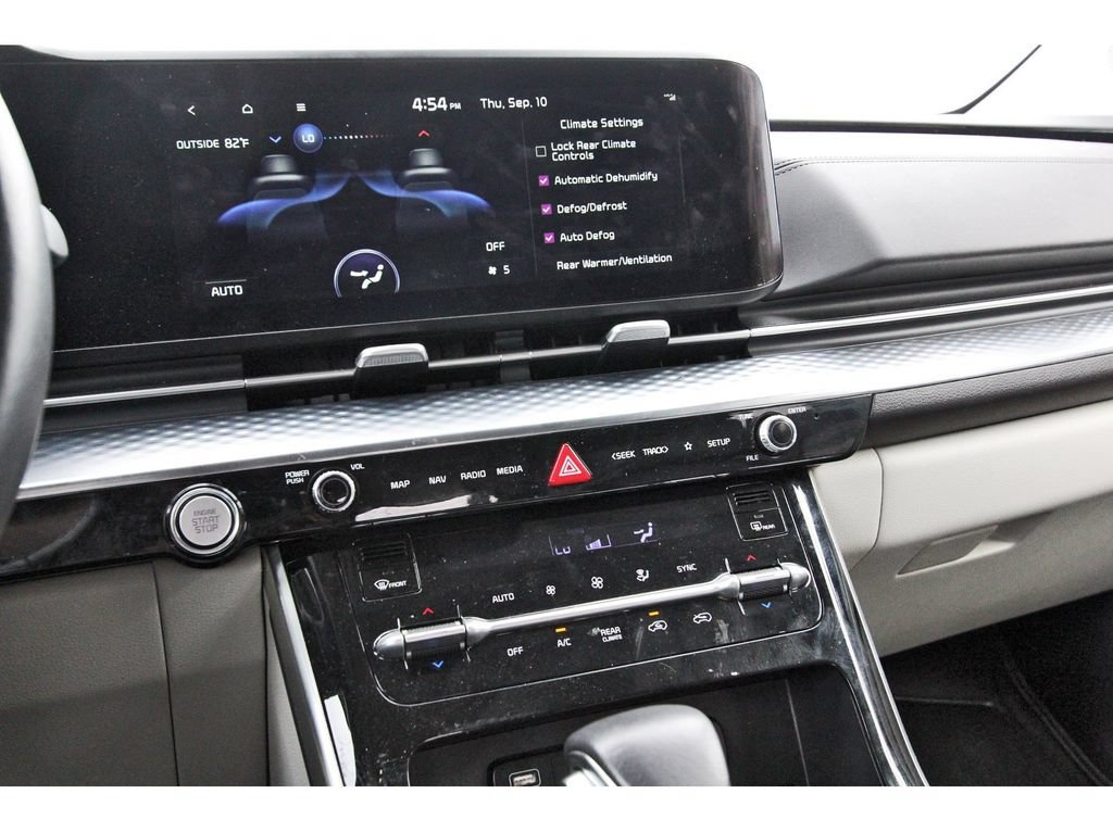 Used 2024 Kia Carnival SX Prestige FWD image 29