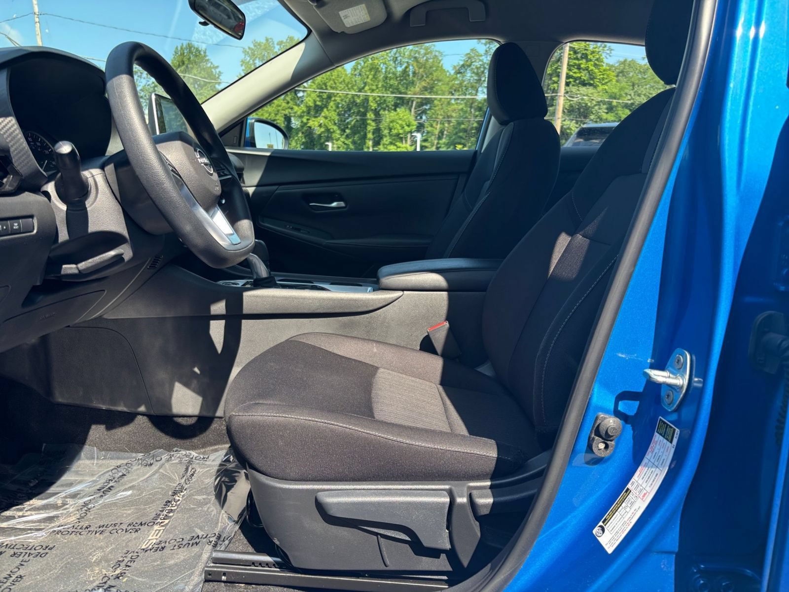 Used 2025 Nissan Sentra SV FWD image 24
