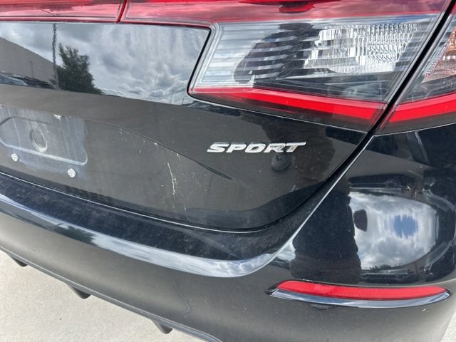 Used 2022 Honda Civic Sport image 4