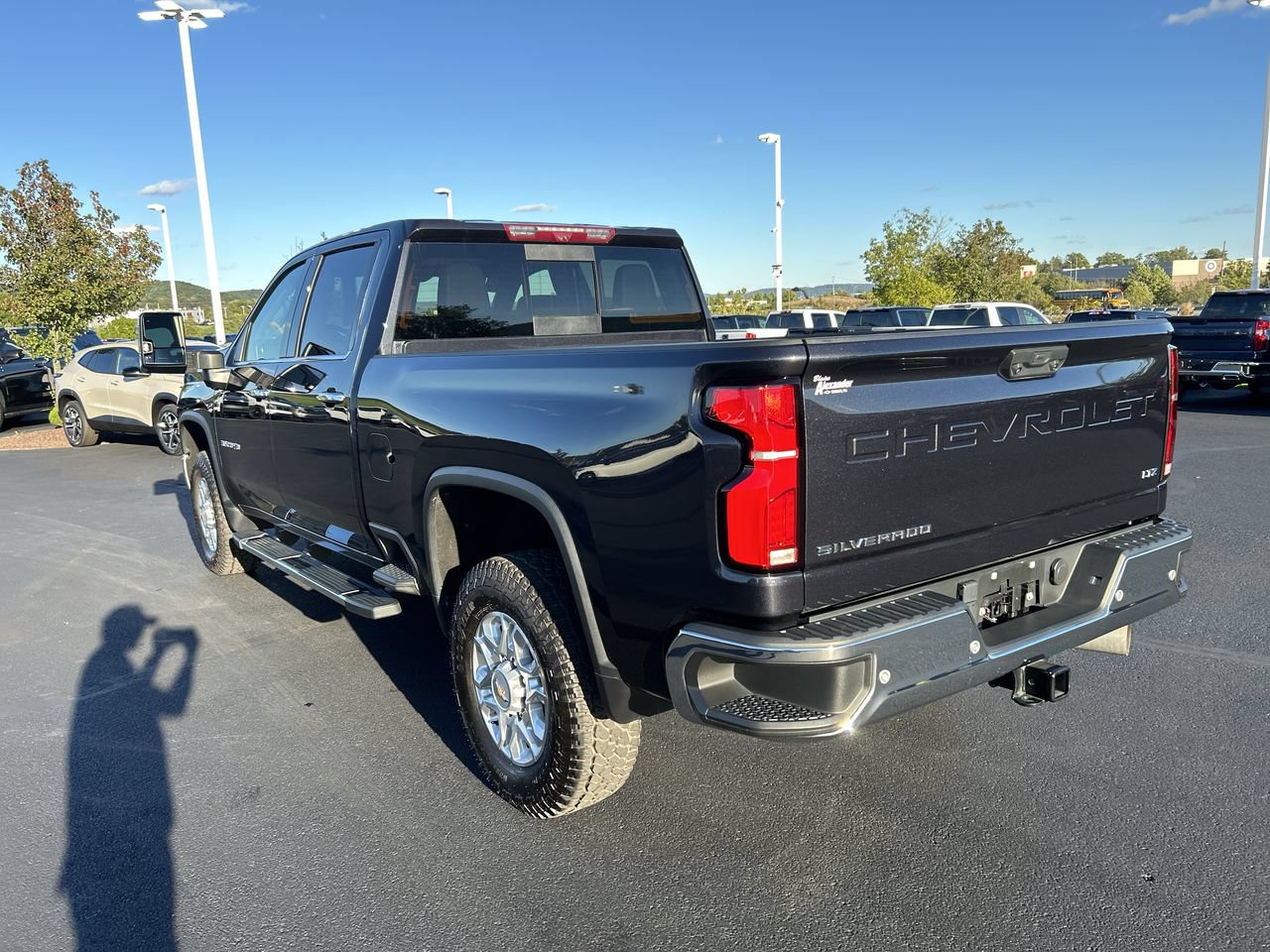 Used 2024 Chevrolet Silverado 3500 LTZ w/ LTZ Convenience Package AWD/4WD image 5