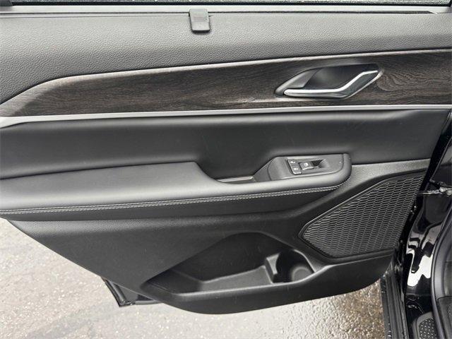 New 2025 Jeep Grand Cherokee L Limited w/ Luxury Tech Group II image 20