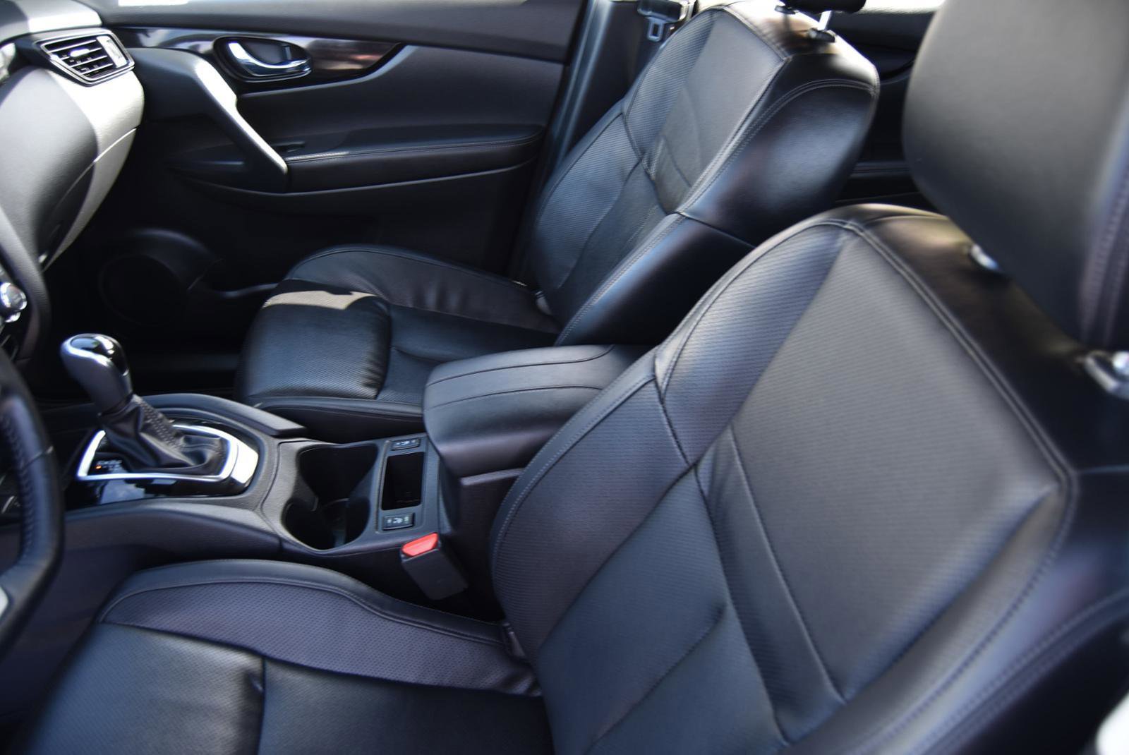 Used 2022 Nissan Rogue Sport SL image 14