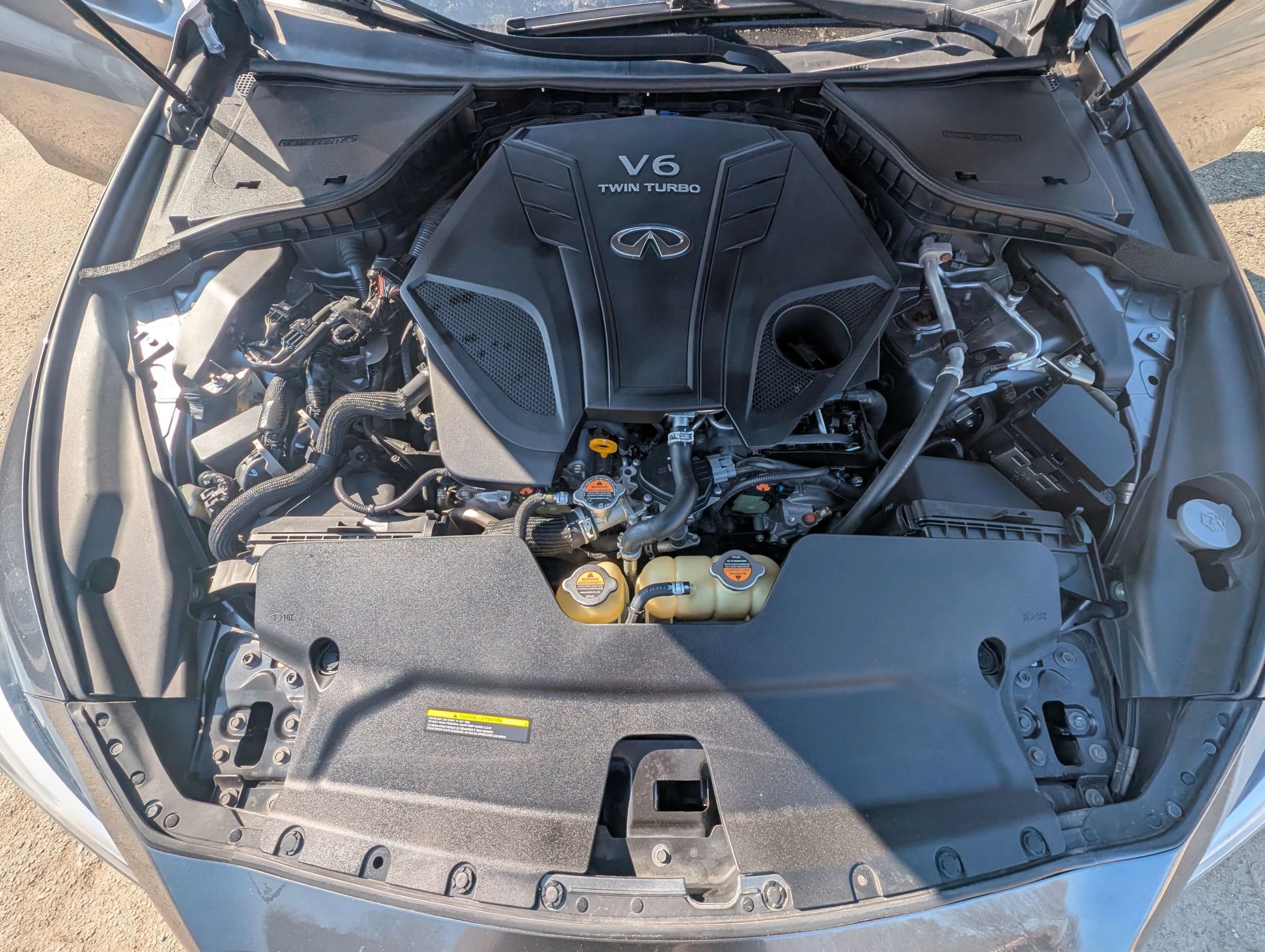 Used 2019 INFINITI Q50 Luxe w/ Essential Package (3.0T Luxe) RWD image 9