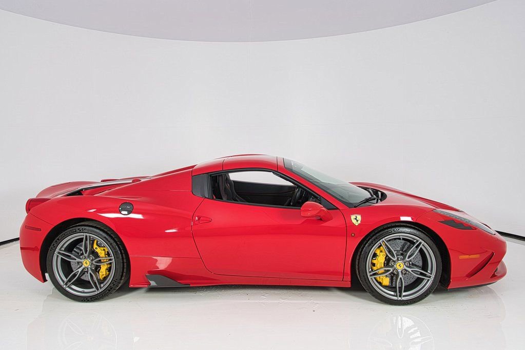 Used 2015 Ferrari 458 Speciale A image 28