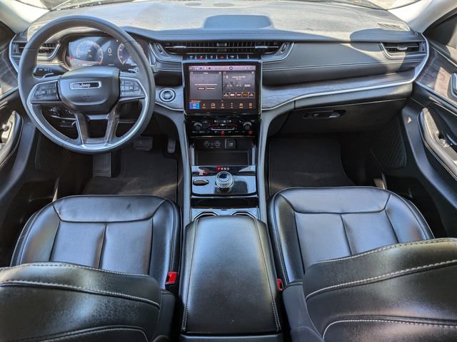 Certified 2023 Jeep Grand Cherokee L Limited w/ Luxury Tech Group II AWD/4WD image 17