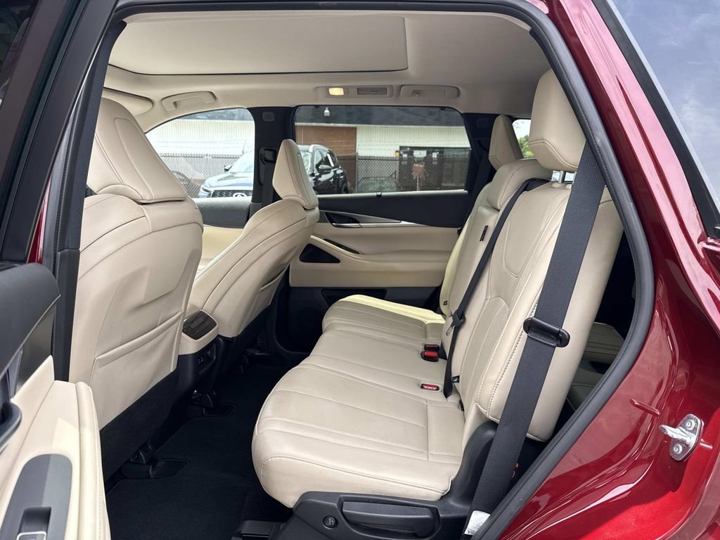 Used 2024 INFINITI QX60 Luxe AWD/4WD image 18