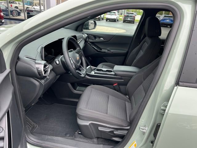 Certified 2025 Chevrolet Equinox LT w/ Safety and Technology Package AWD/4WD image 14