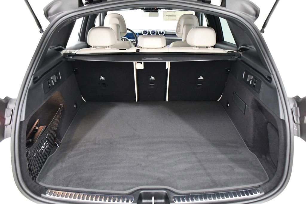 New 2026 Mercedes-Benz GLC 300 4MATIC image 19