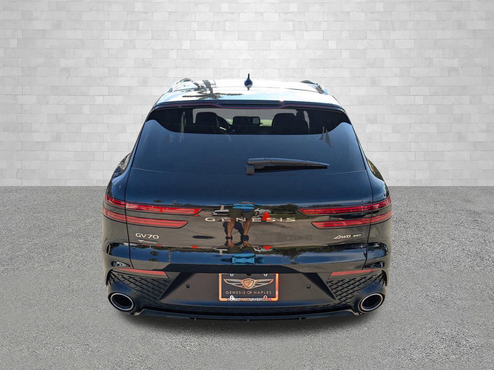 New 2025 Genesis GV70 3.5T Sport w/ Sport Advanced Package AWD/4WD image 3