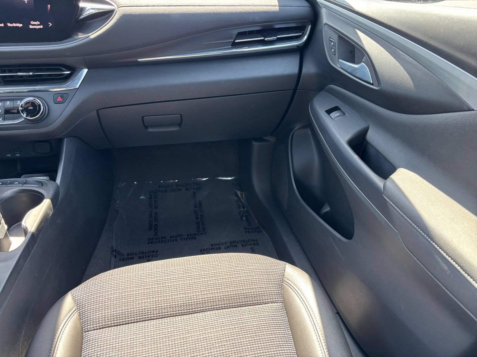 Used 2025 Buick Envista Preferred FWD image 33