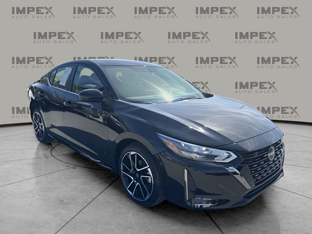 Used 2025 Nissan Sentra SR FWD image 7