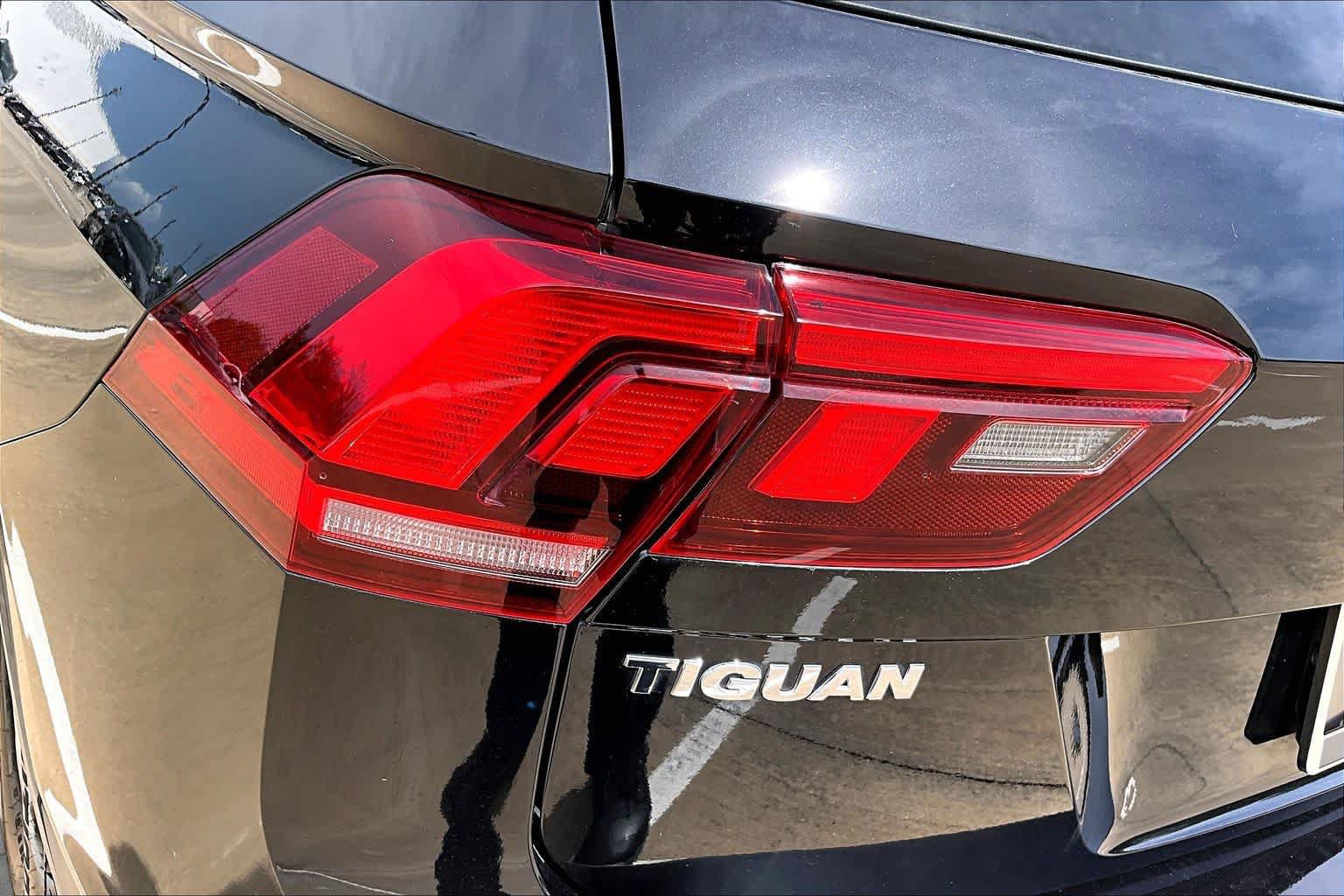 Used 2018 Volkswagen Tiguan S FWD image 27