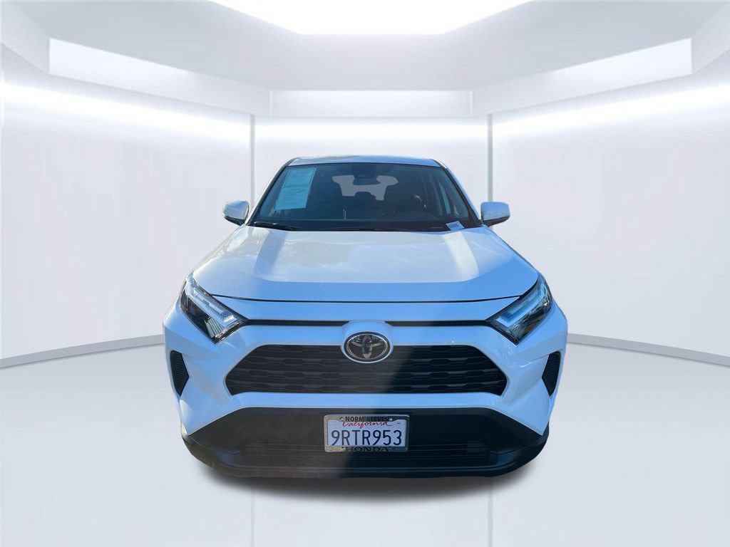 Used 2025 Toyota RAV4 LE FWD image 8