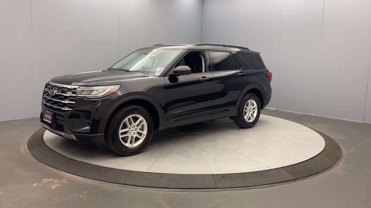 New 2026 Ford Explorer Active AWD/4WD image 9