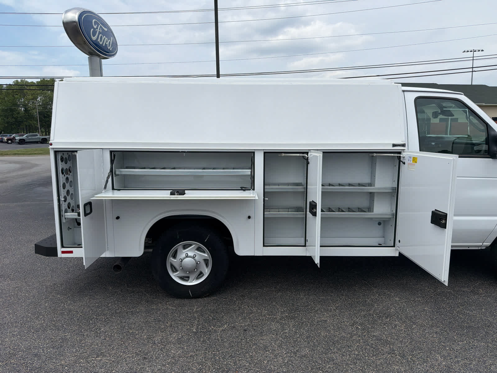 New 2026 Ford E-350 and Econoline 350 Super Duty w/ Power Equipment Group RWD image 11