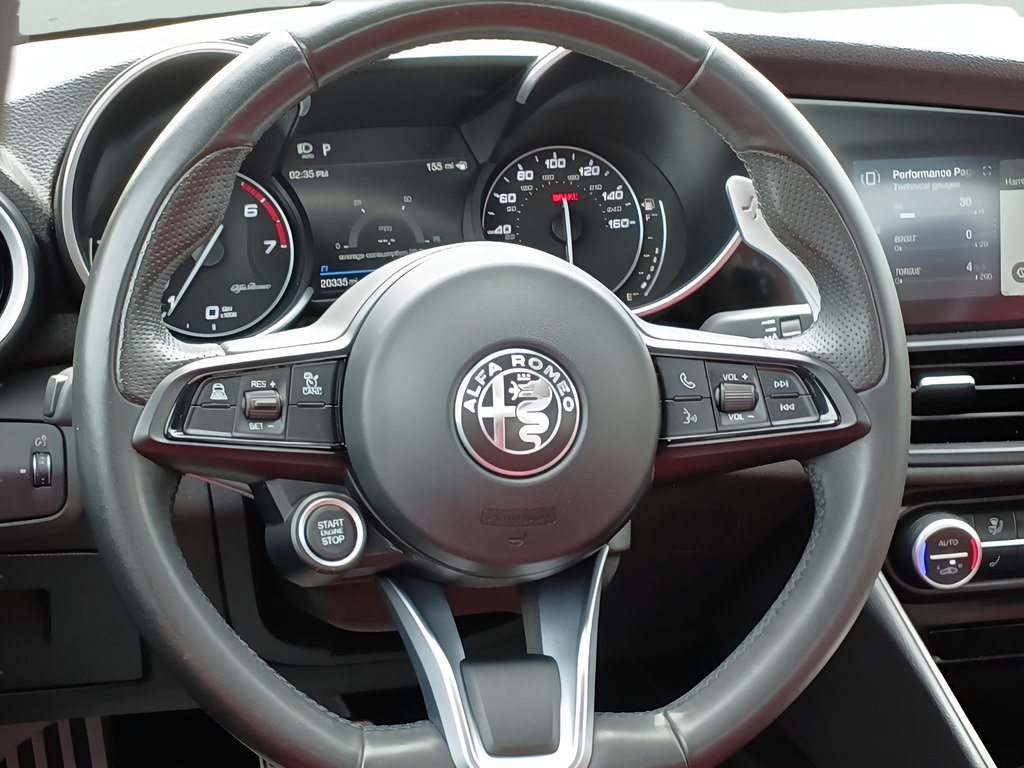 Used 2022 Alfa Romeo Giulia Sprint AWD/4WD image 10