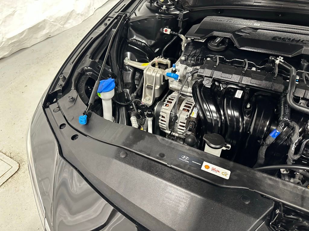 Used 2025 Hyundai Elantra Sport image 59