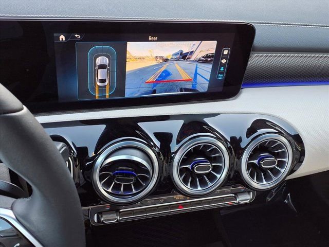 Used 2025 Mercedes-Benz CLA 250 image 6
