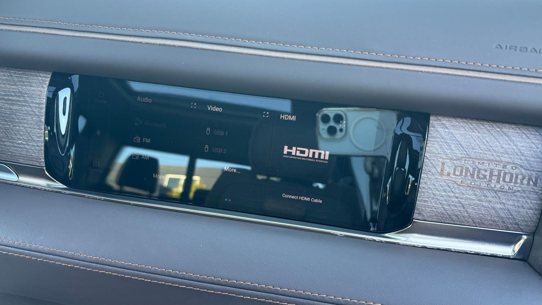 Used 2025 RAM 1500 Limited w/ Bed Utility Group image 27