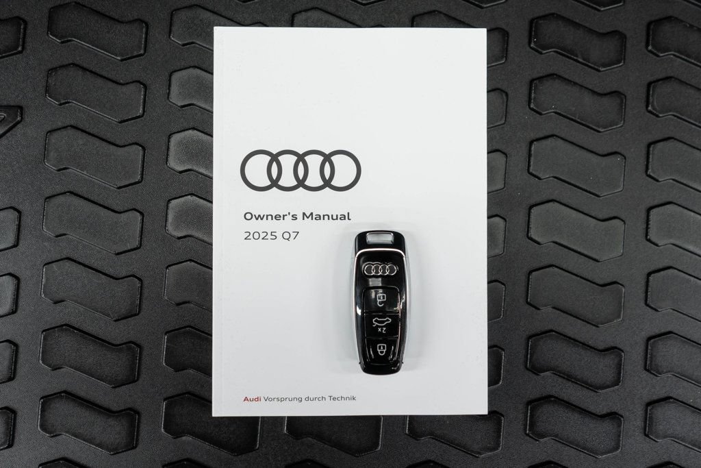Used 2025 Audi Q7 3.0T Prestige AWD/4WD image 61