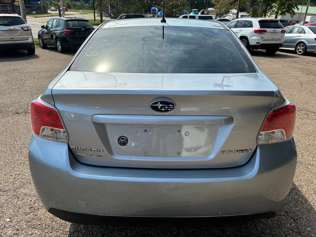 Used 2013 Subaru Impreza 2.0i Premium w/ All-Weather Pkg AWD/4WD image 4