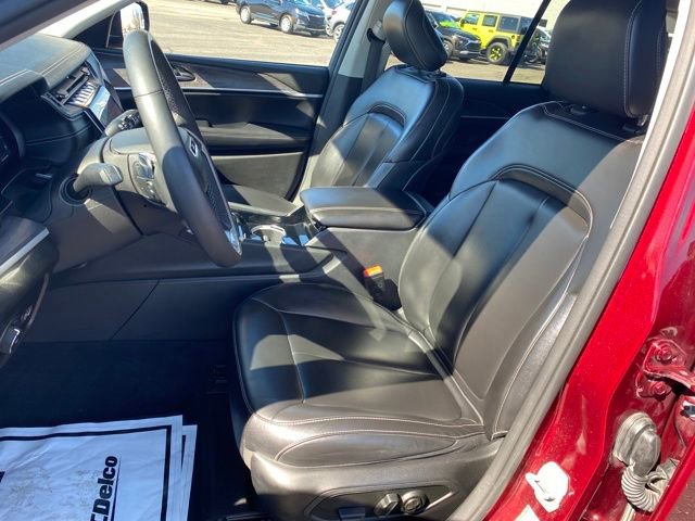 Used 2023 Jeep Grand Cherokee Limited image 16