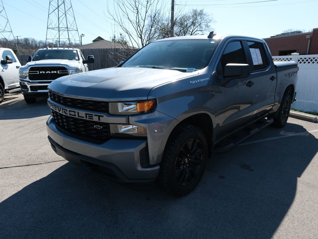 Used 2020 Chevrolet Silverado 1500 Custom w/ Custom Value Package image 11