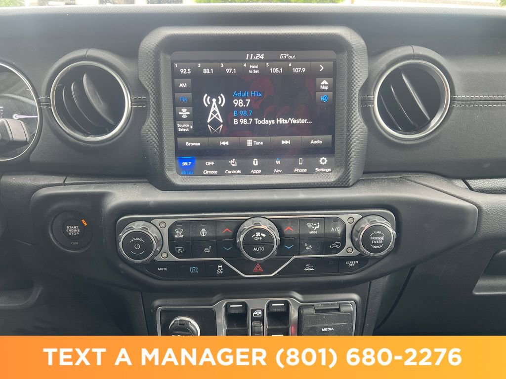 Used 2022 Jeep Wrangler Unlimited Sahara w/ Cold Weather Group AWD/4WD image 22