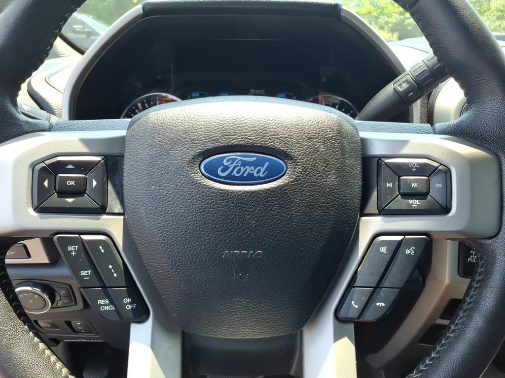 Used 2020 Ford F350 Lariat AWD/4WD image 5