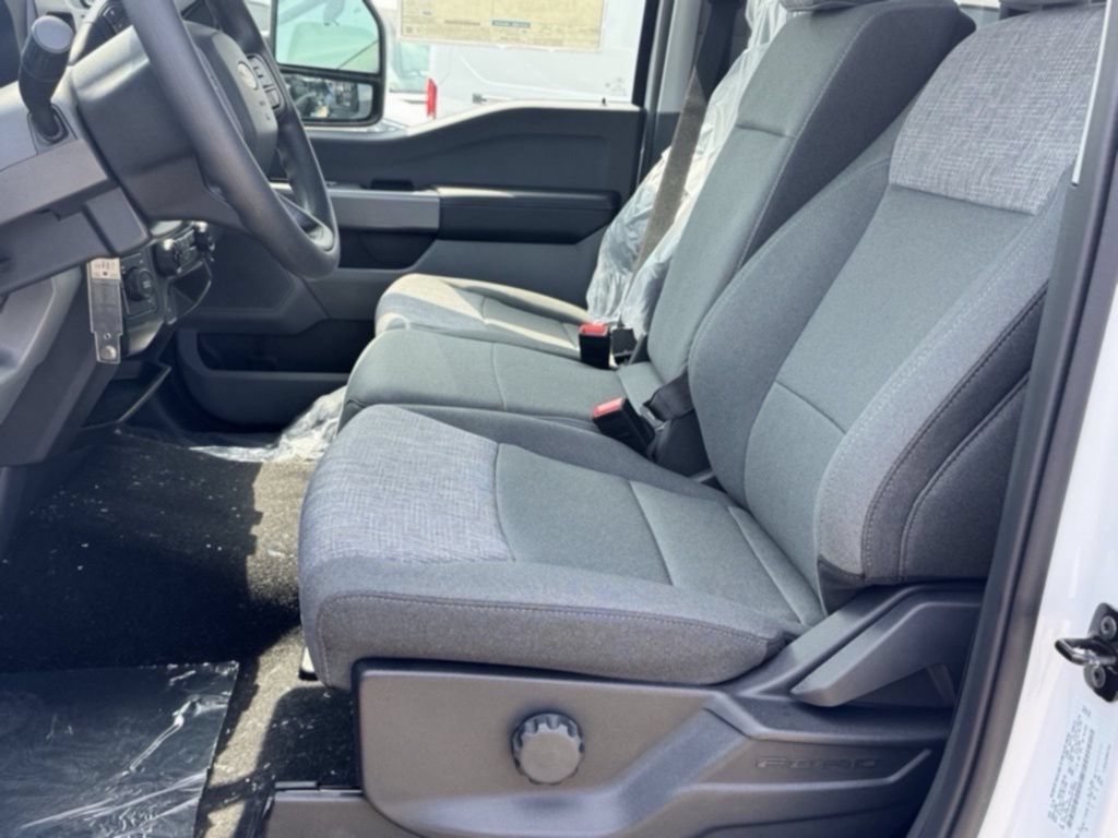 New 2024 Ford F550 4x4 Regular Cab Super Duty w/ XLT Value Package image 12