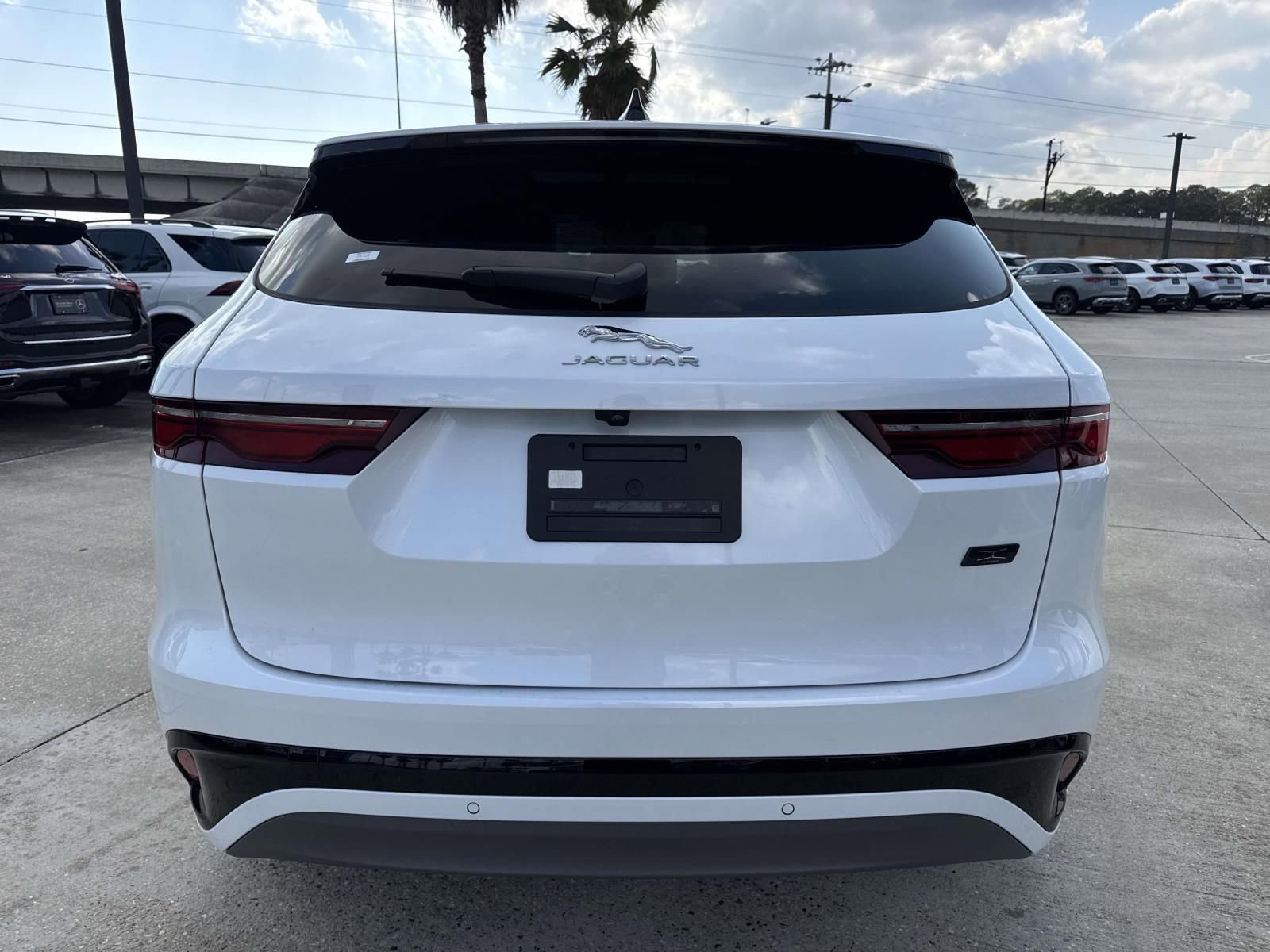 Used 2026 Jaguar F-PACE R-Dynamic S image 6