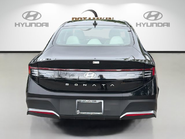 Certified 2025 Hyundai Sonata SE FWD image 6