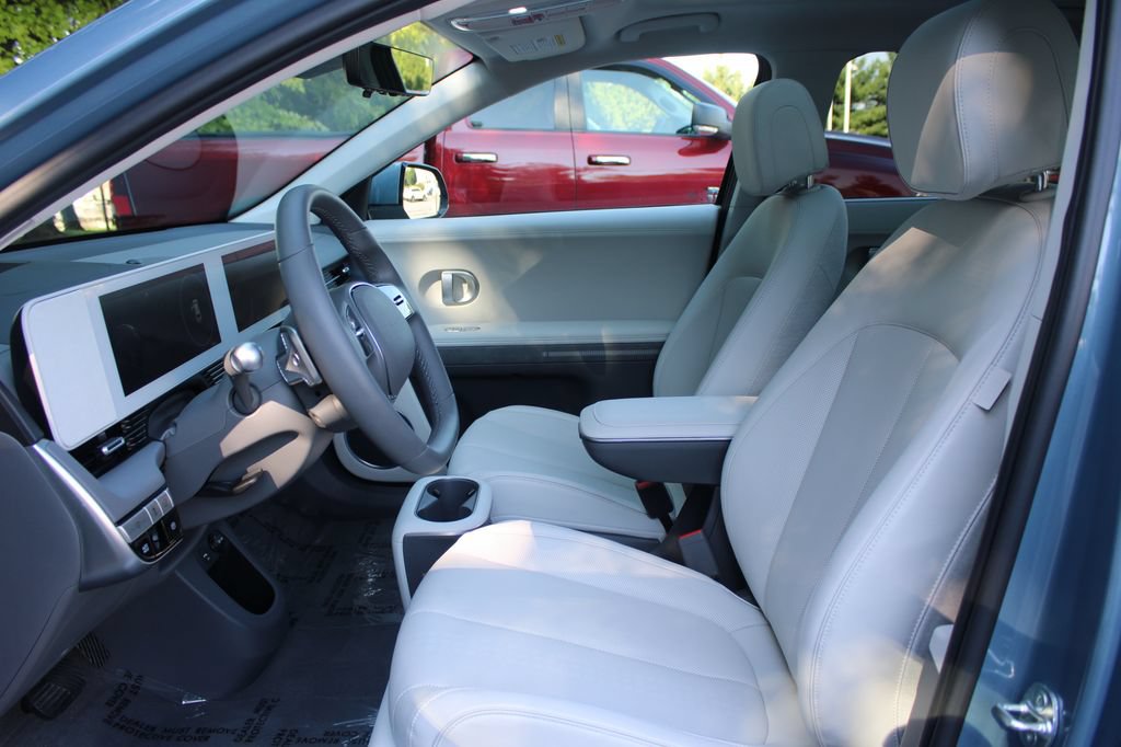 Used 2024 Hyundai Ioniq 5 Limited AWD/4WD image 11