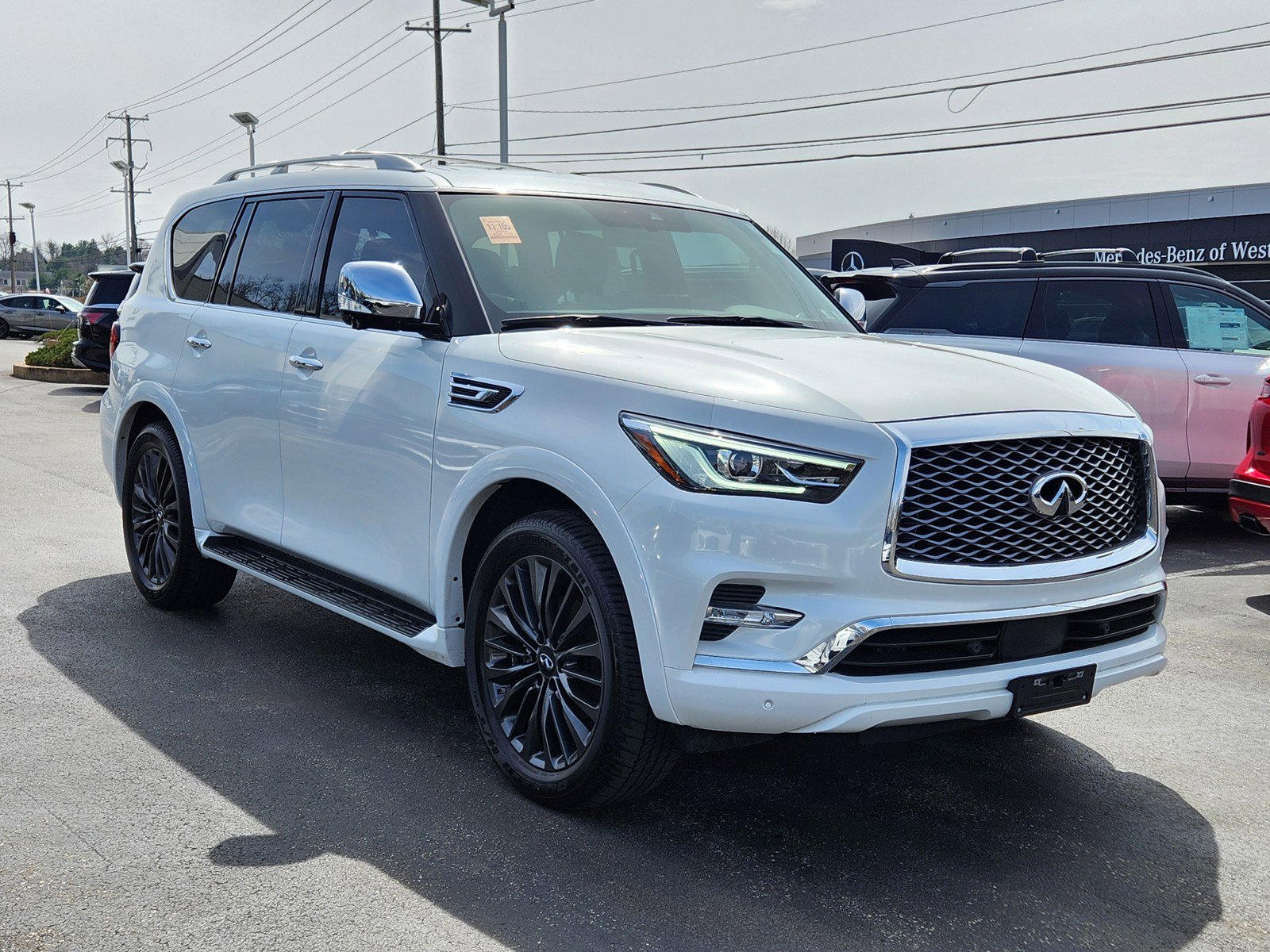Certified 2024 INFINITI QX80 Sensory w/ Cargo Package image 2