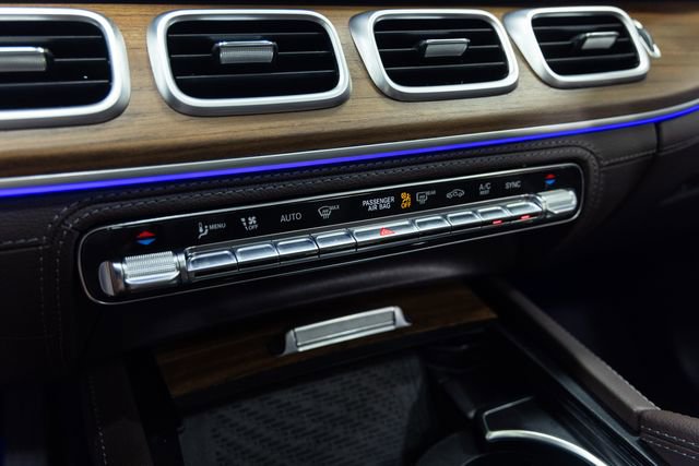 Used 2023 Mercedes-Benz GLE 350 4MATIC image 19