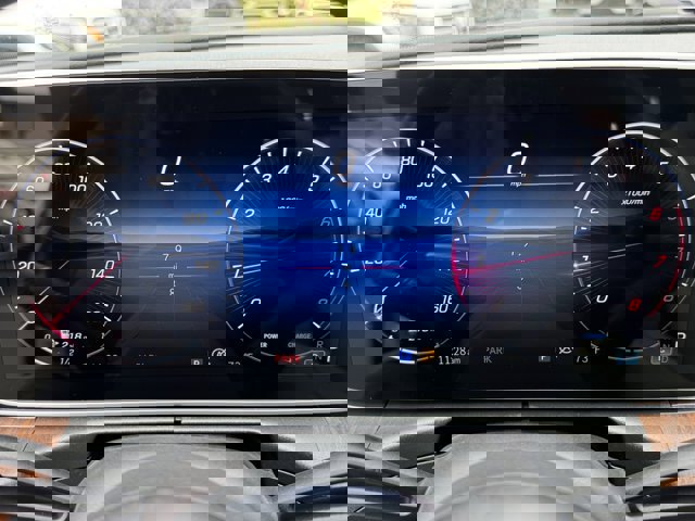 New 2025 Mercedes-Benz C 300 Sedan image 12