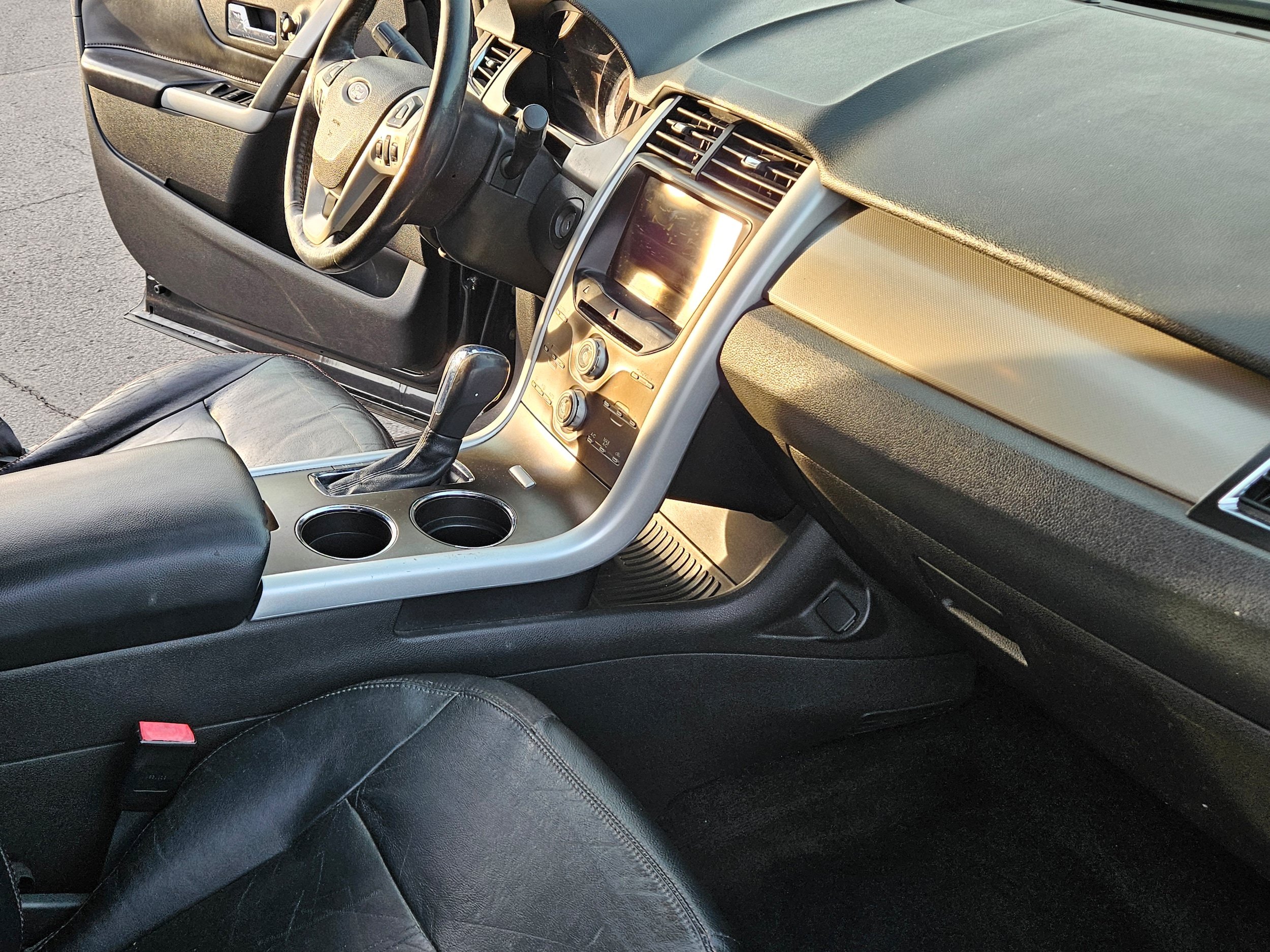 Used 2013 Ford Edge SEL FWD image 25