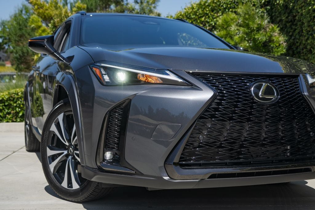 New 2026 Lexus UX 300h AWD image 5