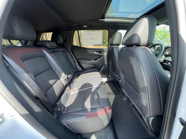 New 2026 Chevrolet Equinox RS w/ Convenience Package III FWD image 22